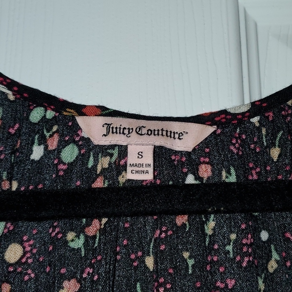 JUICY Couture Womens Black Floral Long Sleeve Blouse Size Small - Picture 2 of 6